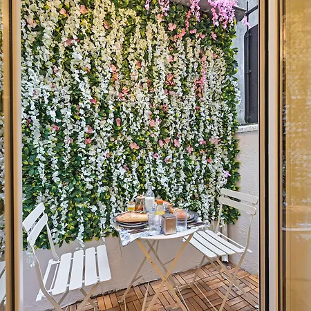 Montparnasse Signature Apartment *
