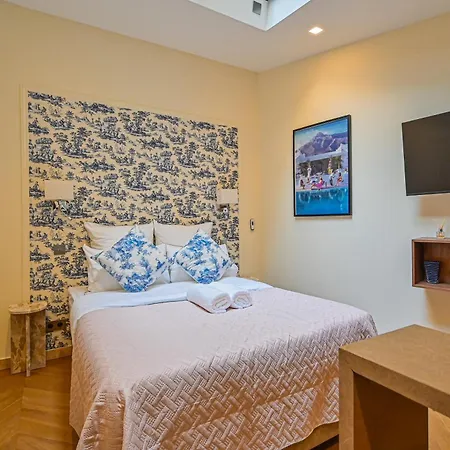 Montparnasse Signature Apartment